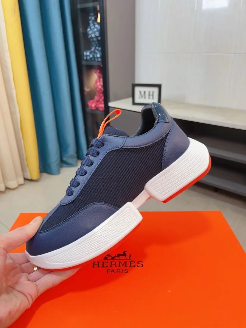 Men's shoes 💰460🌸🌸【HERMES】Hermès high-end quality original shoe upper: 🔝tumbled calfskin, suede calfskin, shoe body sewn H totem, outsole: ultra-light TPU foam·rubber; two-color molded outsole, ultra-high quality control·fine workmanship: highlighting (high-end·luxury·grade) 38-44 (45 can be customized)